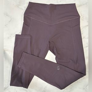 Buttery soft pocket leggings